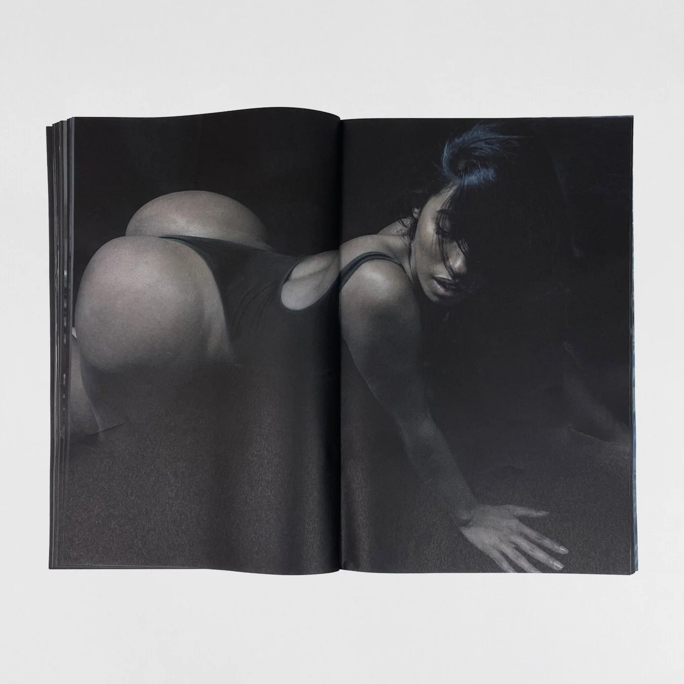 YZY SZN 3-4 Large Zine By Jackie Nickerson - Image 9