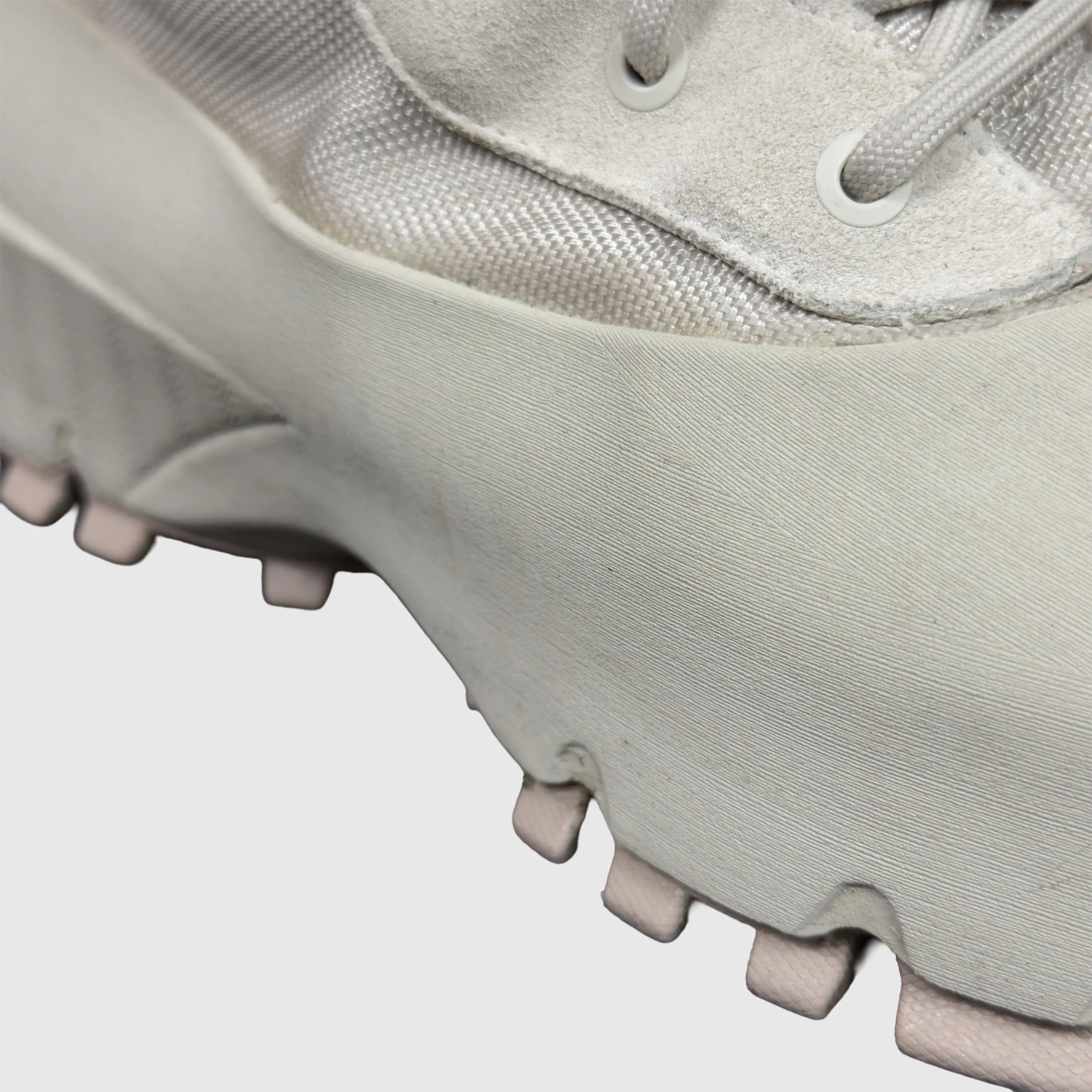 Yeezy Season 3 Unreleased 1050 Runway Sample Boots - Image 21