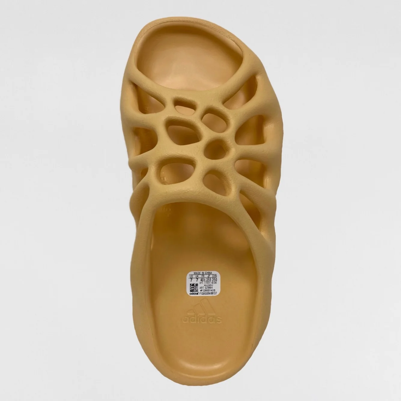 Yeezy 450 Slides In Cream - Image 4